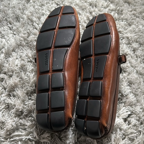 Men’s Prada Dress Shoe - Picture 4 of 6
